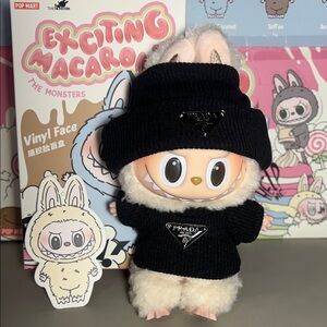 POP MART LABUBU Exciting Macaron Collection With Outfit (SOYMILK) Authentic